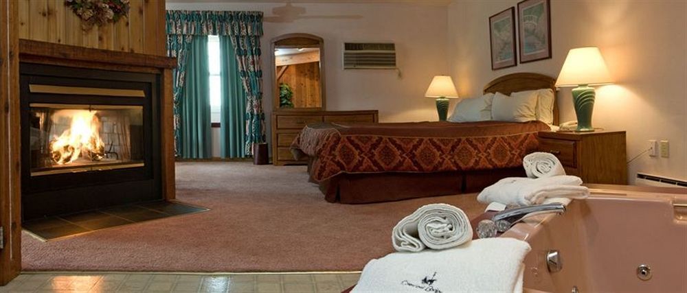 Crescent Lodge & Country Inn (Adults Only) Cresco Extérieur photo